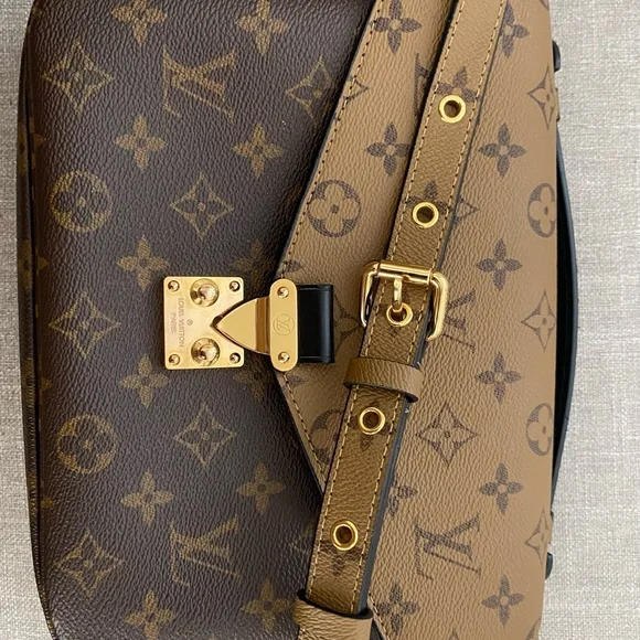 ***SOLD*** Louis Vuitton Pochette Metis Reverse. Not for sale - Picture 10 of 12